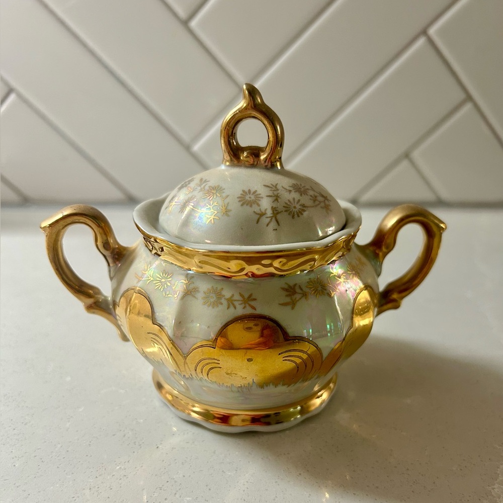 Elegant Gold-Trim Porcelain Tea Set - 3-Piece Coffee/Tea Service - Picture 11 of 16